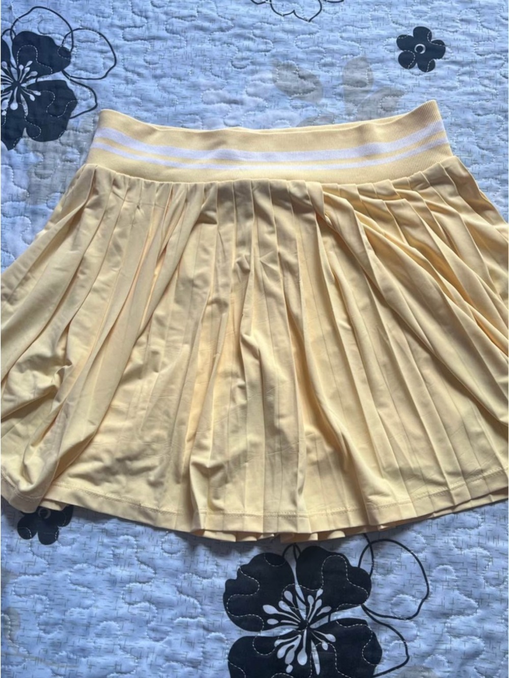 Pleated Yellow Tennis Skirt - Unbranded